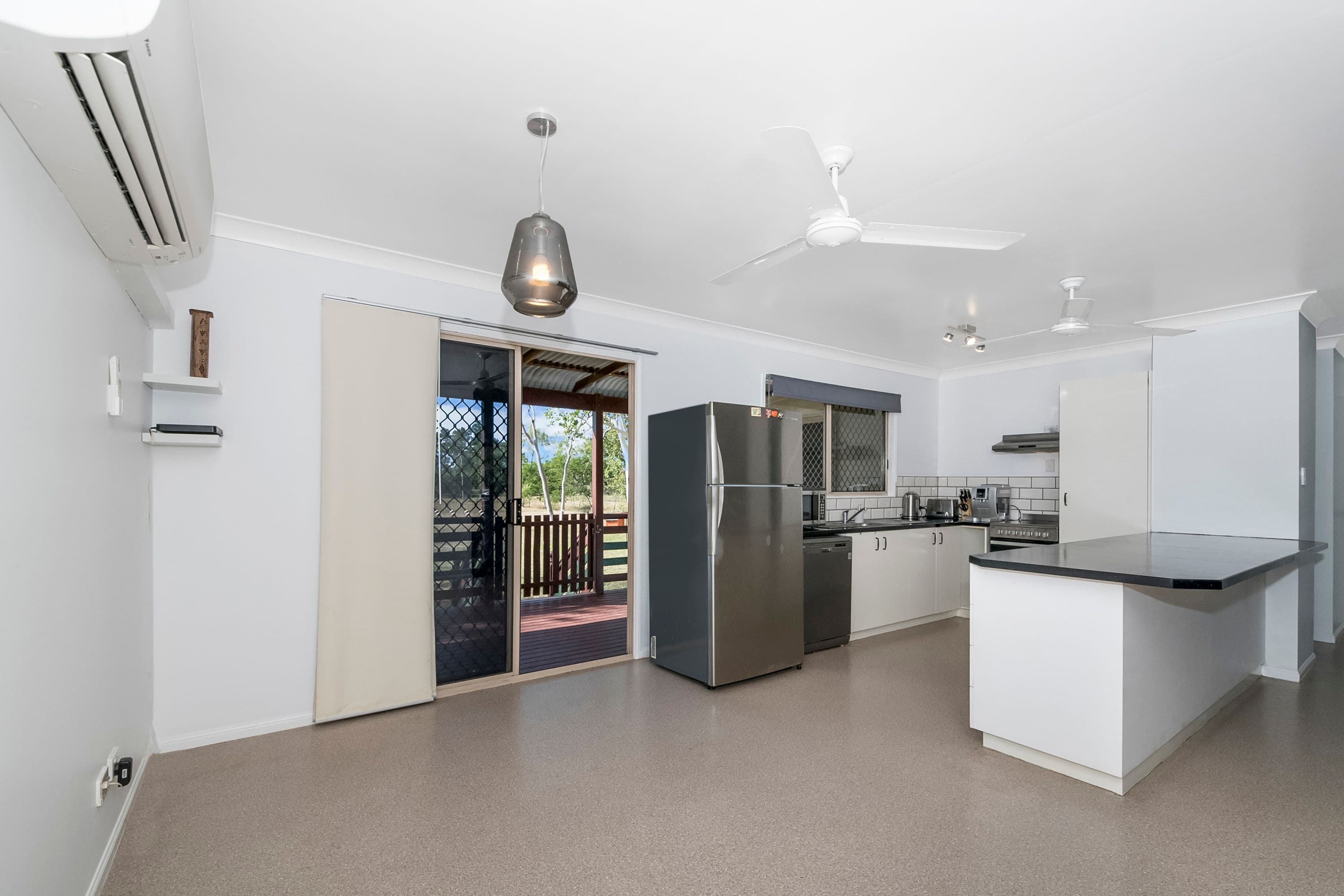 92 Hammond Way, Kelso QLD 4815, Kelso - Thumbnail 4