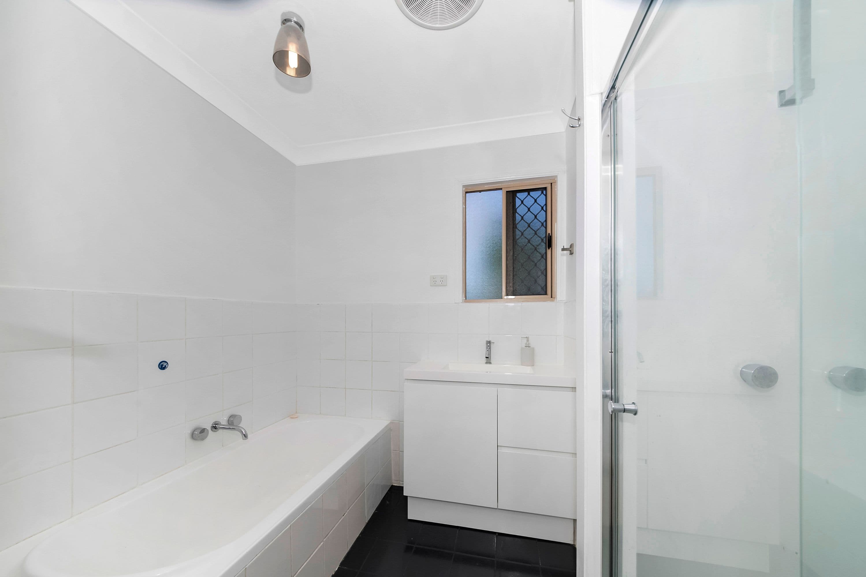 92 Hammond Way, Kelso QLD 4815, Kelso - Thumbnail 6