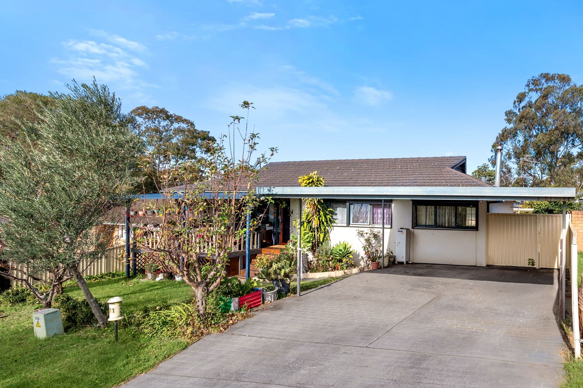 71 Manooka Crescent, Bradbury NSW 2560, Bradbury - Image 1