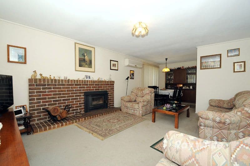 1 Valewood Drive, MULGRAVE VIC 3170, Mulgrave - Thumbnail 2