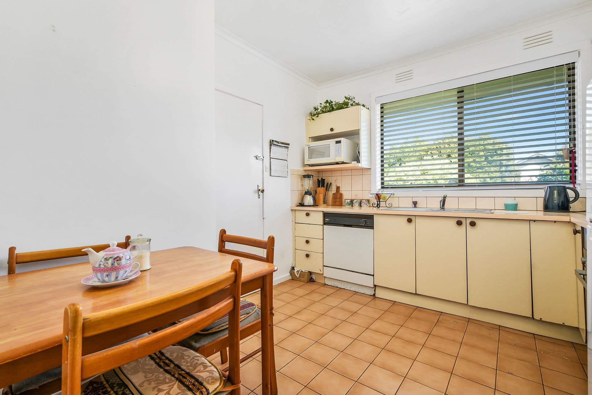 19 Laurel Avenue, Doveton VIC 3177, Doveton - Thumbnail 3