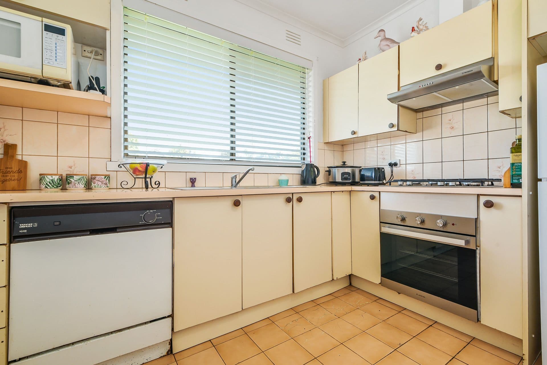 19 Laurel Avenue, Doveton VIC 3177, Doveton - Thumbnail 4