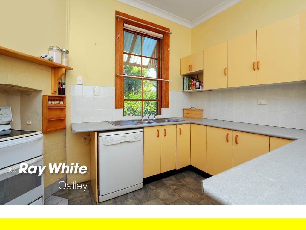 38 Woronora Parade, OATLEY NSW 2223, Oatley - Thumbnail 6