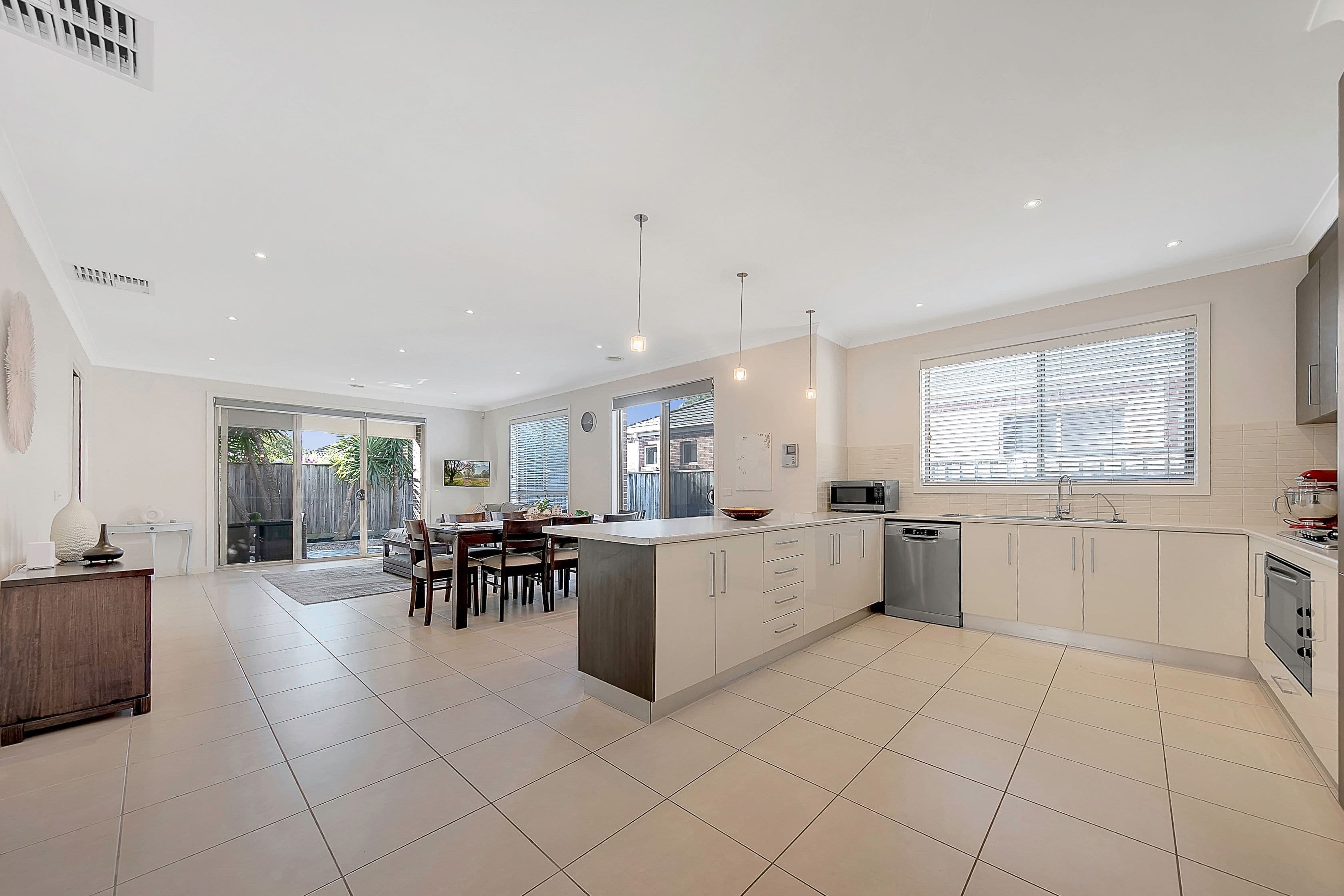 6 Torresdale Road, South Morang VIC 3752, South Morang - Thumbnail 7