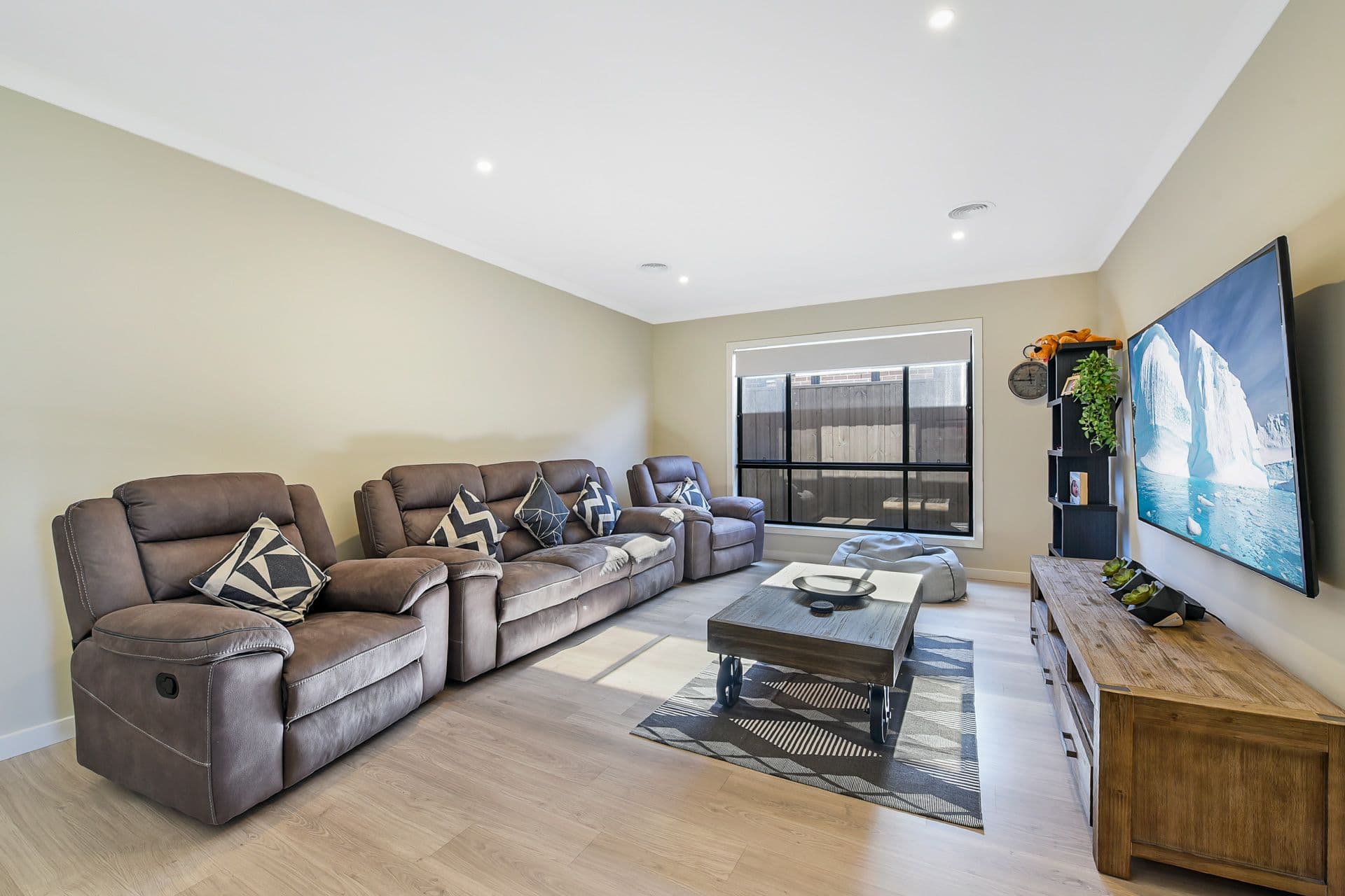40 Strettle Crescent, Cranbourne North VIC 3977, Cranbourne North - Thumbnail 8
