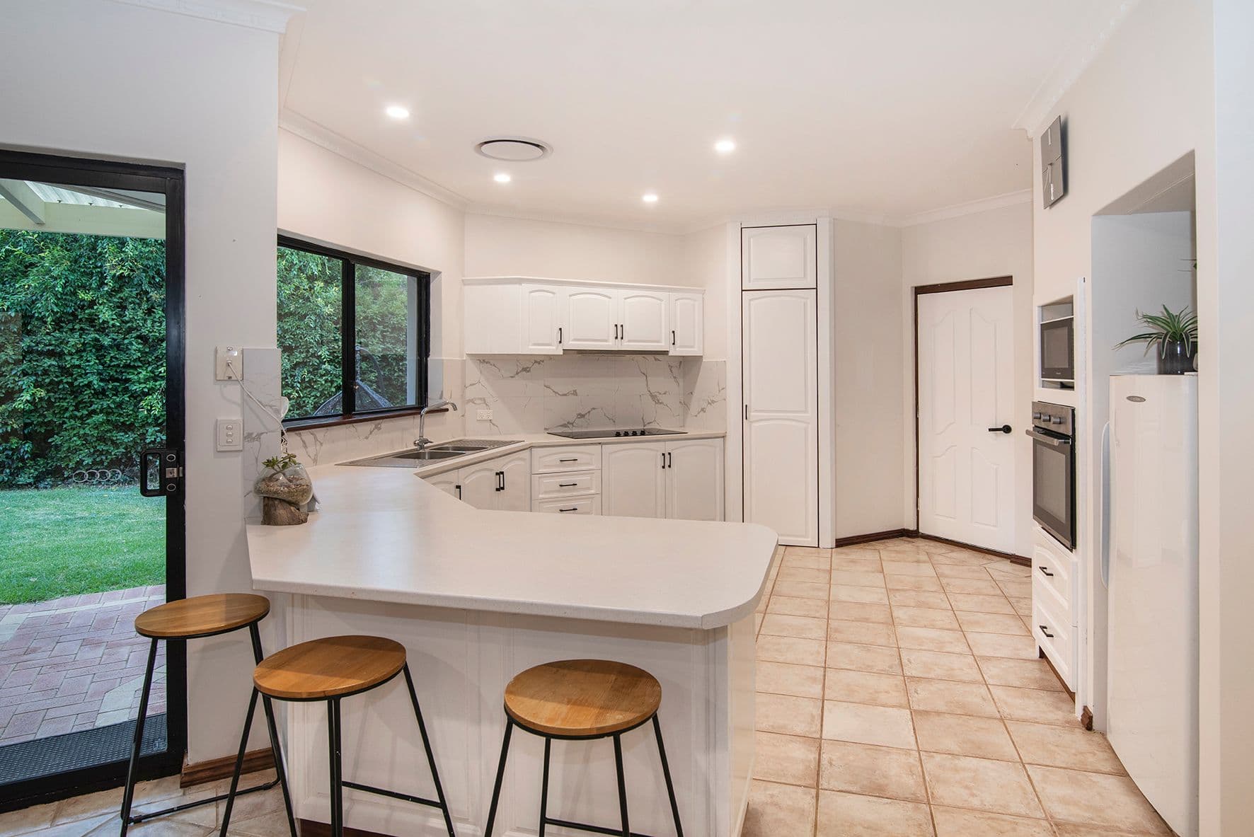 71 Dunsborough Lakes Drive, Dunsborough WA 6281, Dunsborough - Thumbnail 5