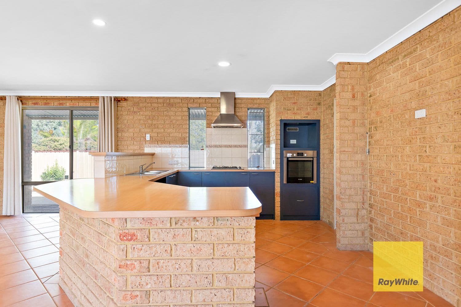 29 Rosewood Lane, Thornlie WA 6108, Thornlie - Thumbnail 2