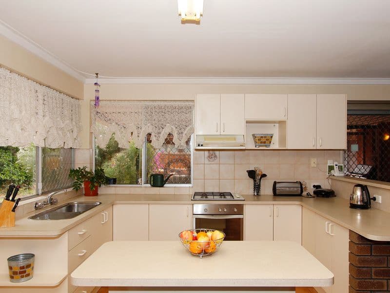 13 Maritana Street, MORLEY WA 6062, Morley - Thumbnail 2
