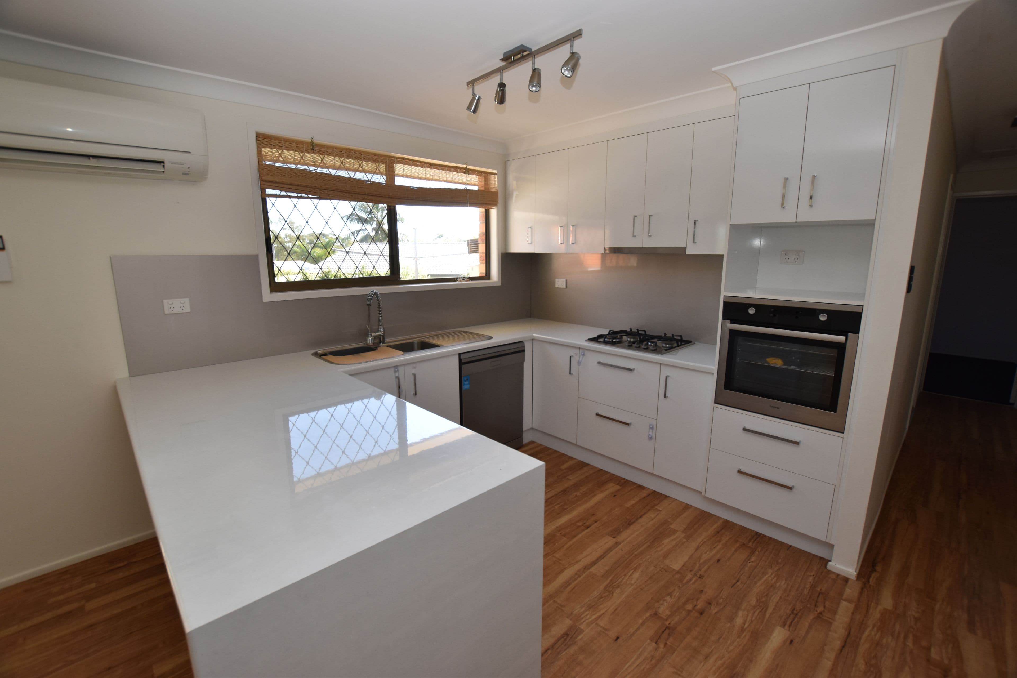 4 Ingemar Court, Clinton QLD 4680, Clinton - Thumbnail 4