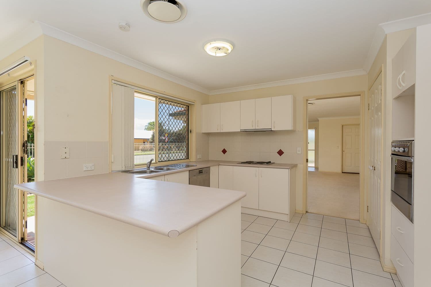 35 Sandwell Crescent, Kippa-Ring QLD 4021, Kippa-Ring - Thumbnail 2