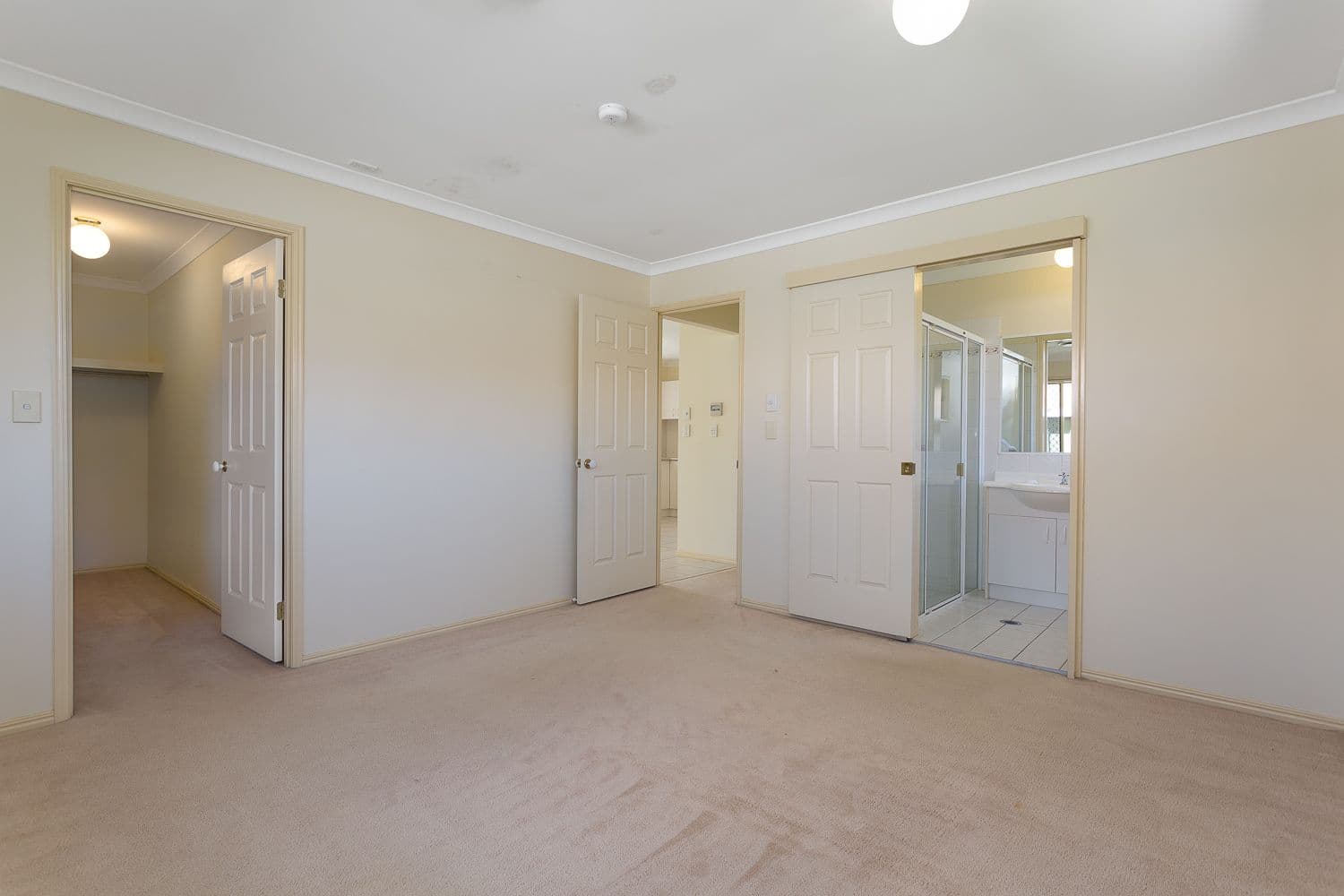 35 Sandwell Crescent, Kippa-Ring QLD 4021, Kippa-Ring - Thumbnail 4