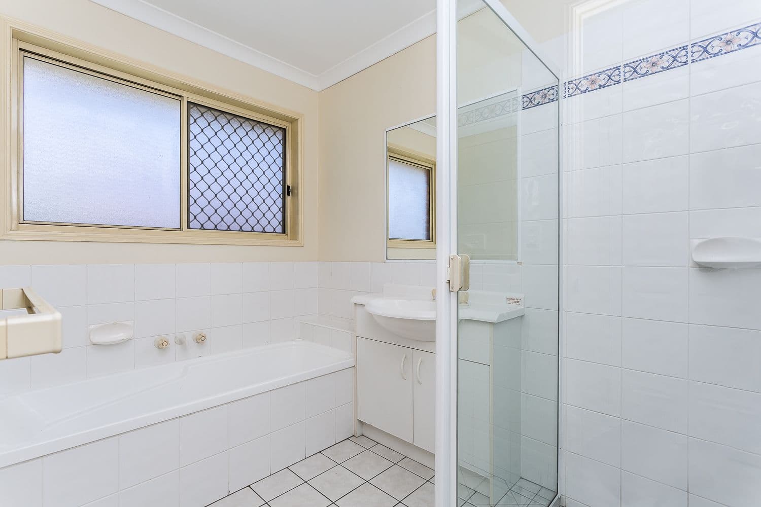 35 Sandwell Crescent, Kippa-Ring QLD 4021, Kippa-Ring - Thumbnail 5