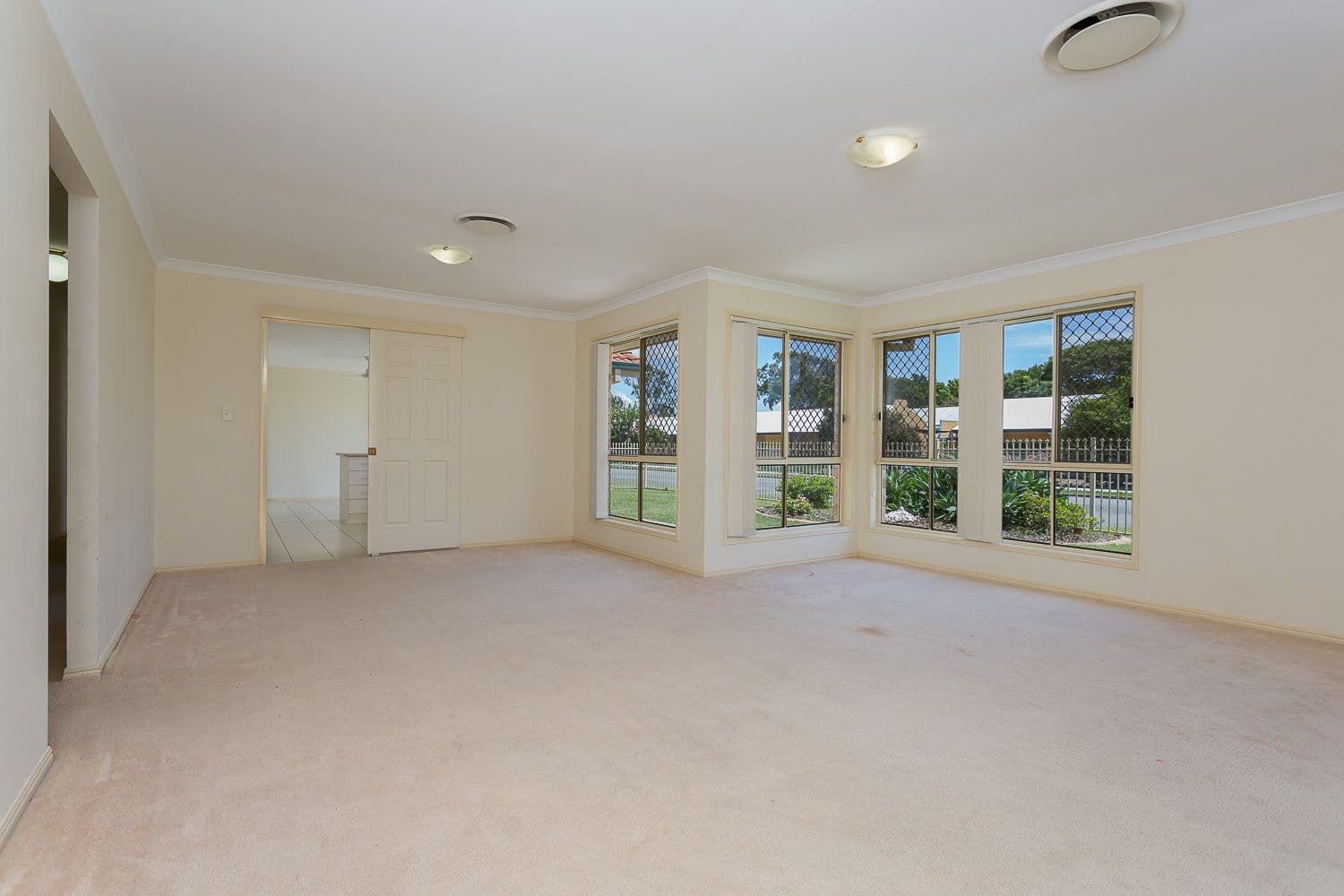 35 Sandwell Crescent, Kippa-Ring QLD 4021, Kippa-Ring - Thumbnail 6