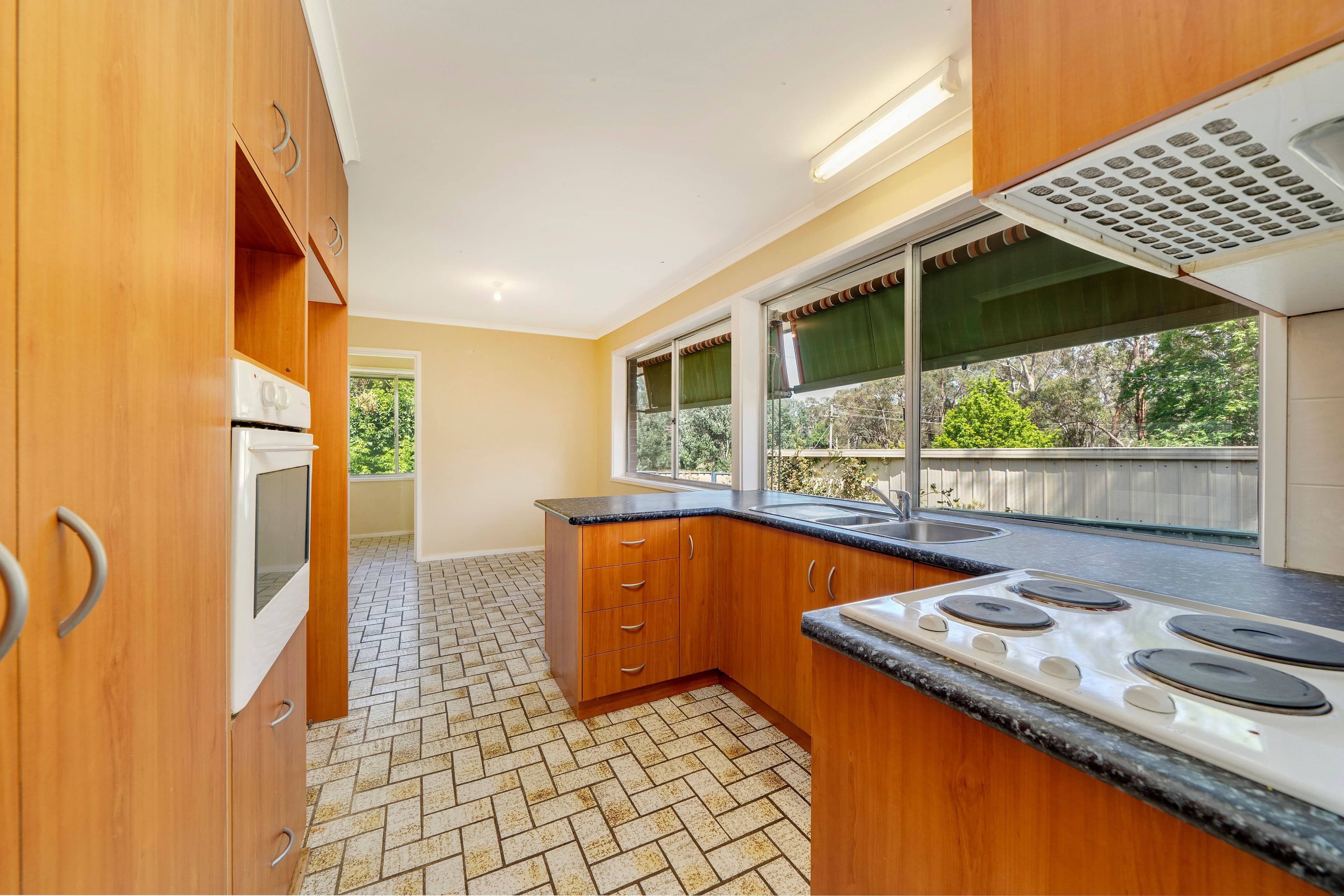 22 Berne Crescent, Macgregor ACT 2615, Macgregor - Thumbnail 5