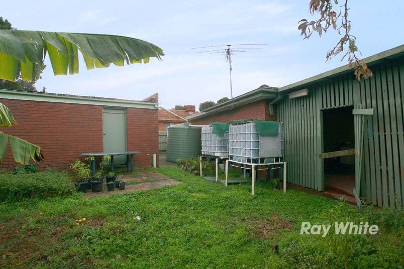 65 Timberglade Drive, NOBLE PARK NORTH VIC 3174, Noble Park North - Thumbnail 3