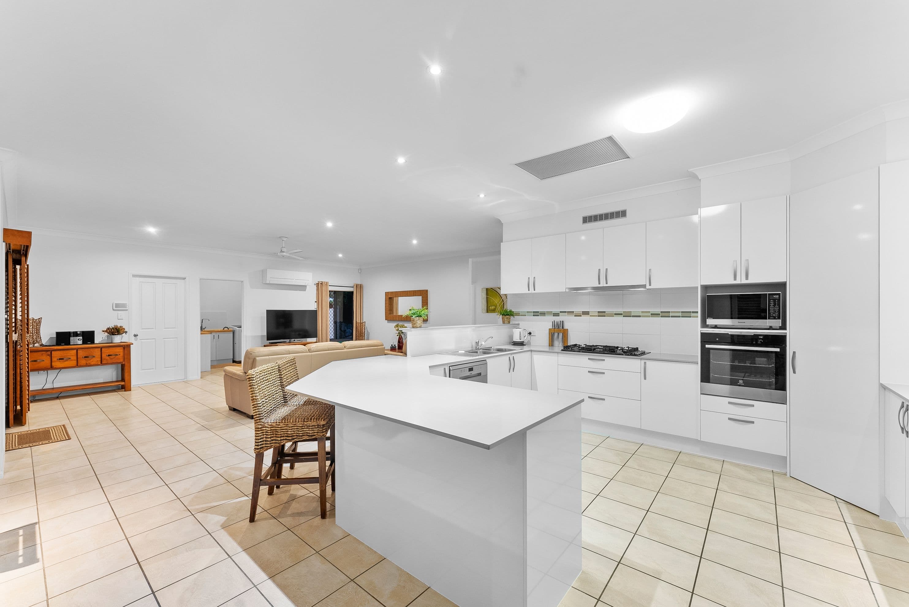 86 Copeland Drive, North Lakes QLD 4509, North Lakes - Thumbnail 6