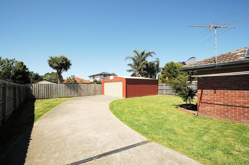 8 Currawong Drive, CARRUM DOWNS VIC 3201, Carrum Downs - Thumbnail 4