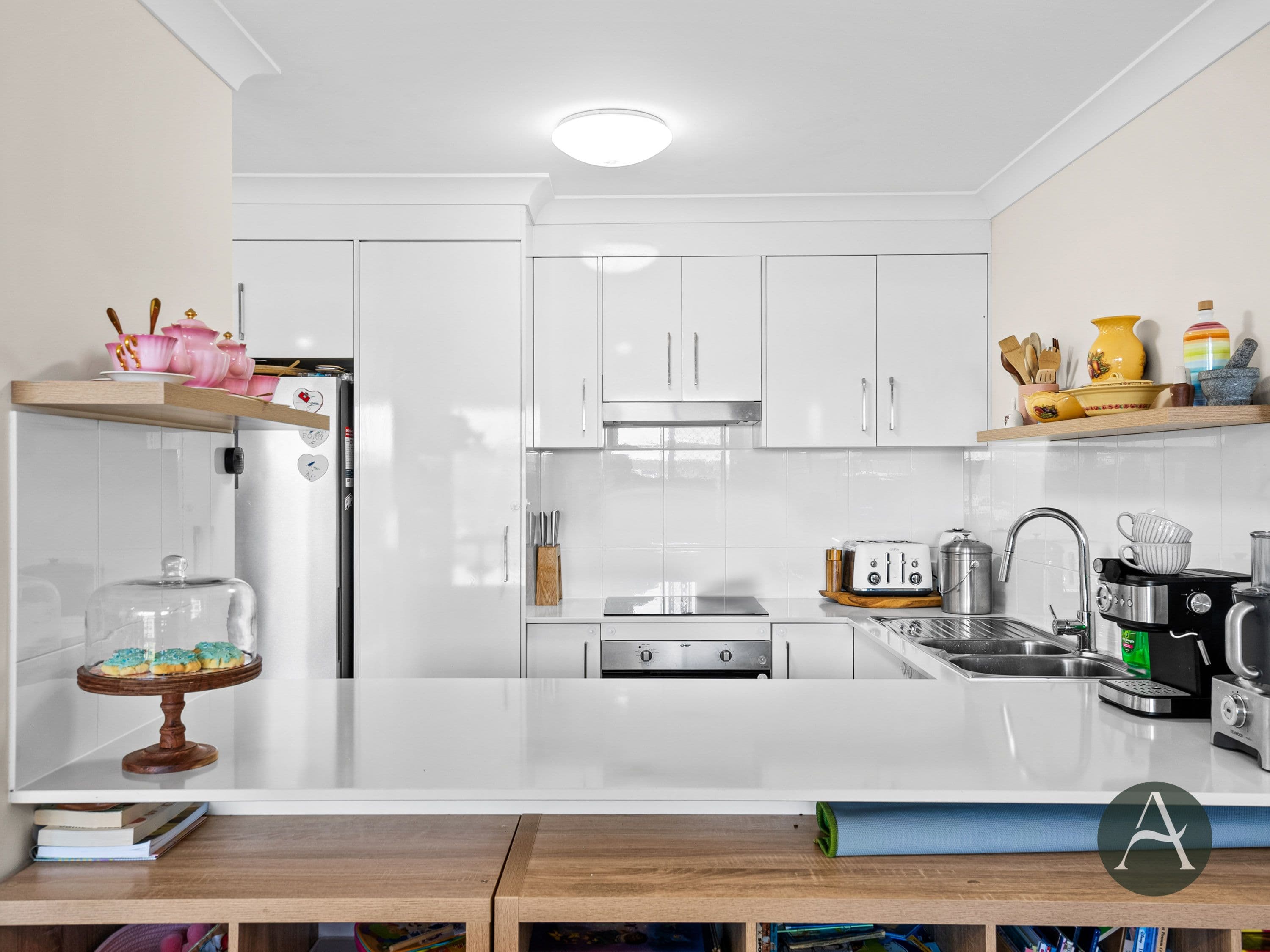 8 Larcom Crescent, Redbank Plains QLD 4301, Redbank Plains - Thumbnail 3