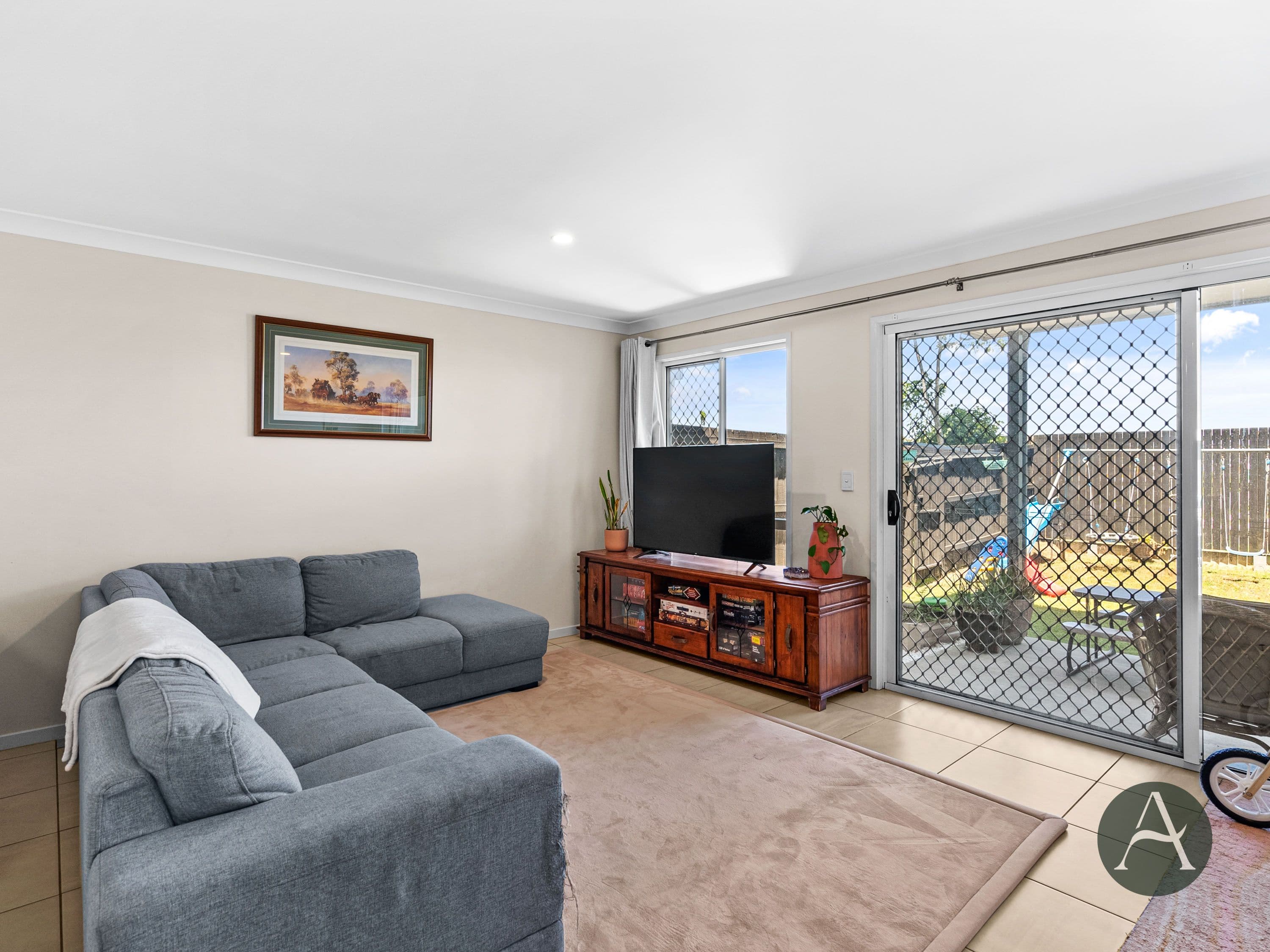 8 Larcom Crescent, Redbank Plains QLD 4301, Redbank Plains - Thumbnail 8