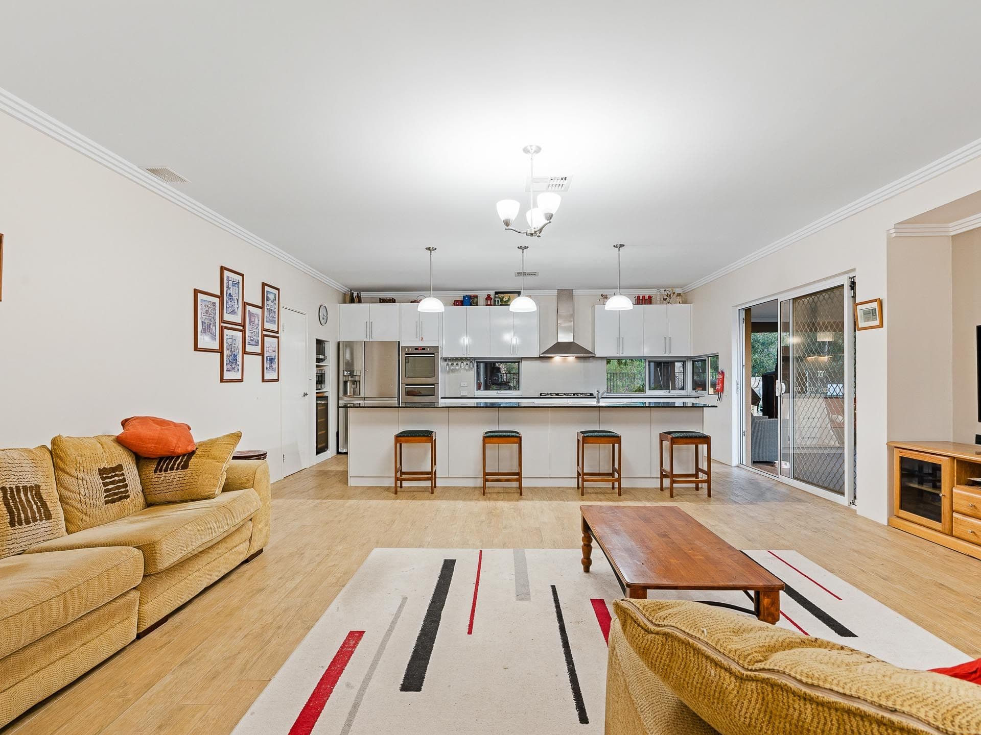 30 Richards Crescent, Craigie WA 6025, Craigie - Thumbnail 5