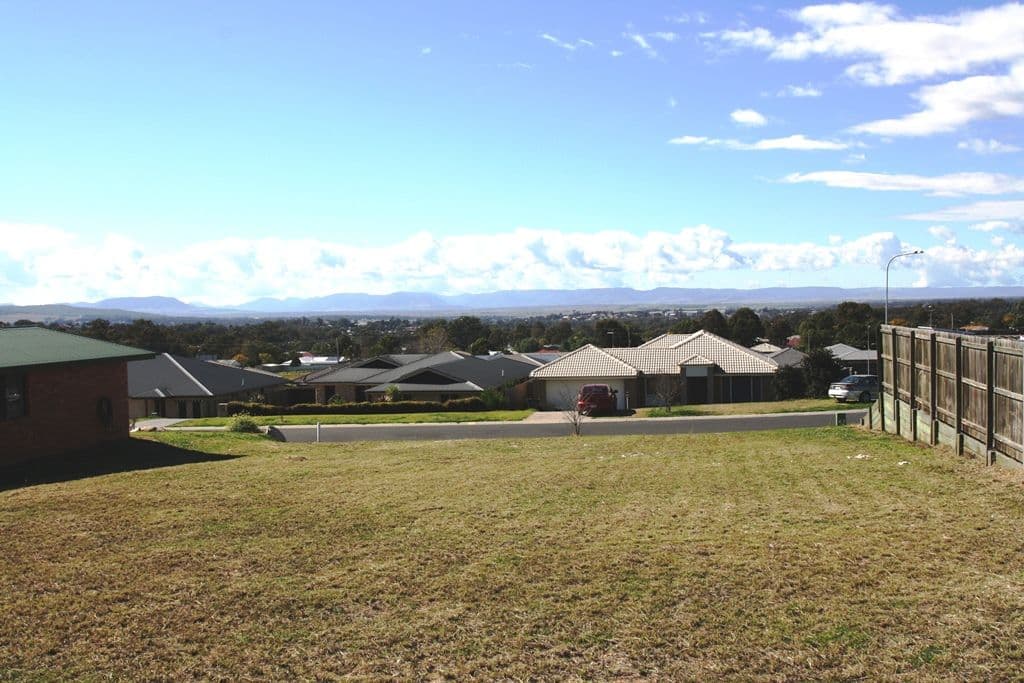 23 Capital Drive, Rosenthal Heights QLD 4370, Rosenthal Heights - Thumbnail 3