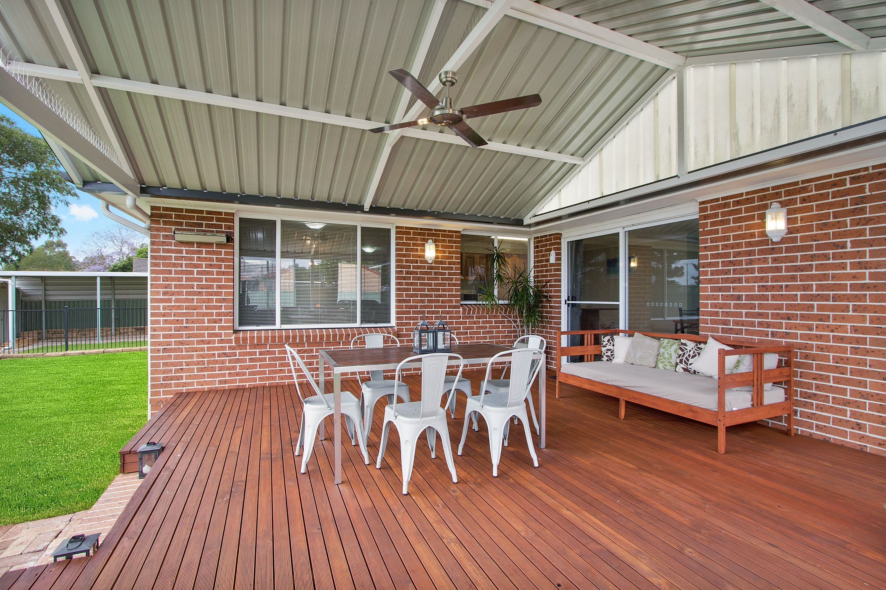4 Phillip Place, McGraths Hill - Thumbnail 3