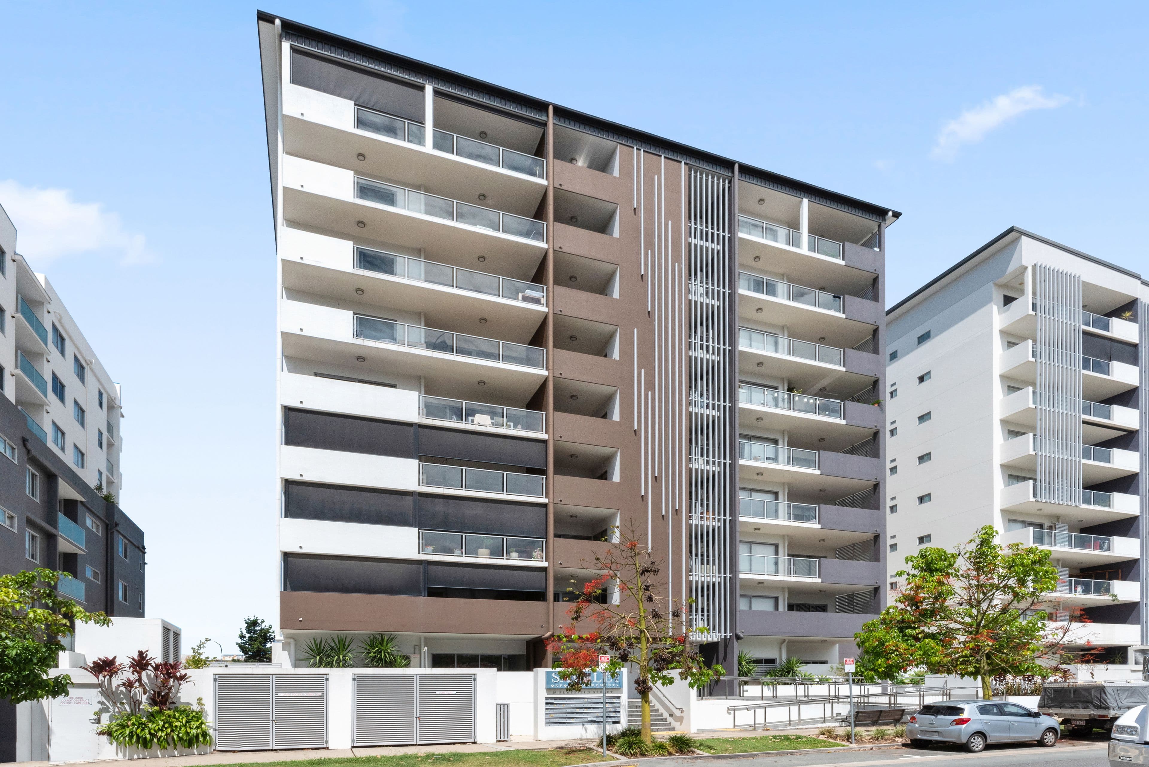 19 Playfield Street, Chermside QLD 4032, Chermside - Thumbnail 2