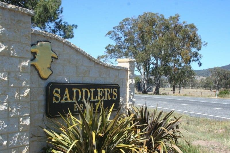 3 Mackenzie Court, Tenterfield NSW 2372, Tenterfield - Thumbnail 2