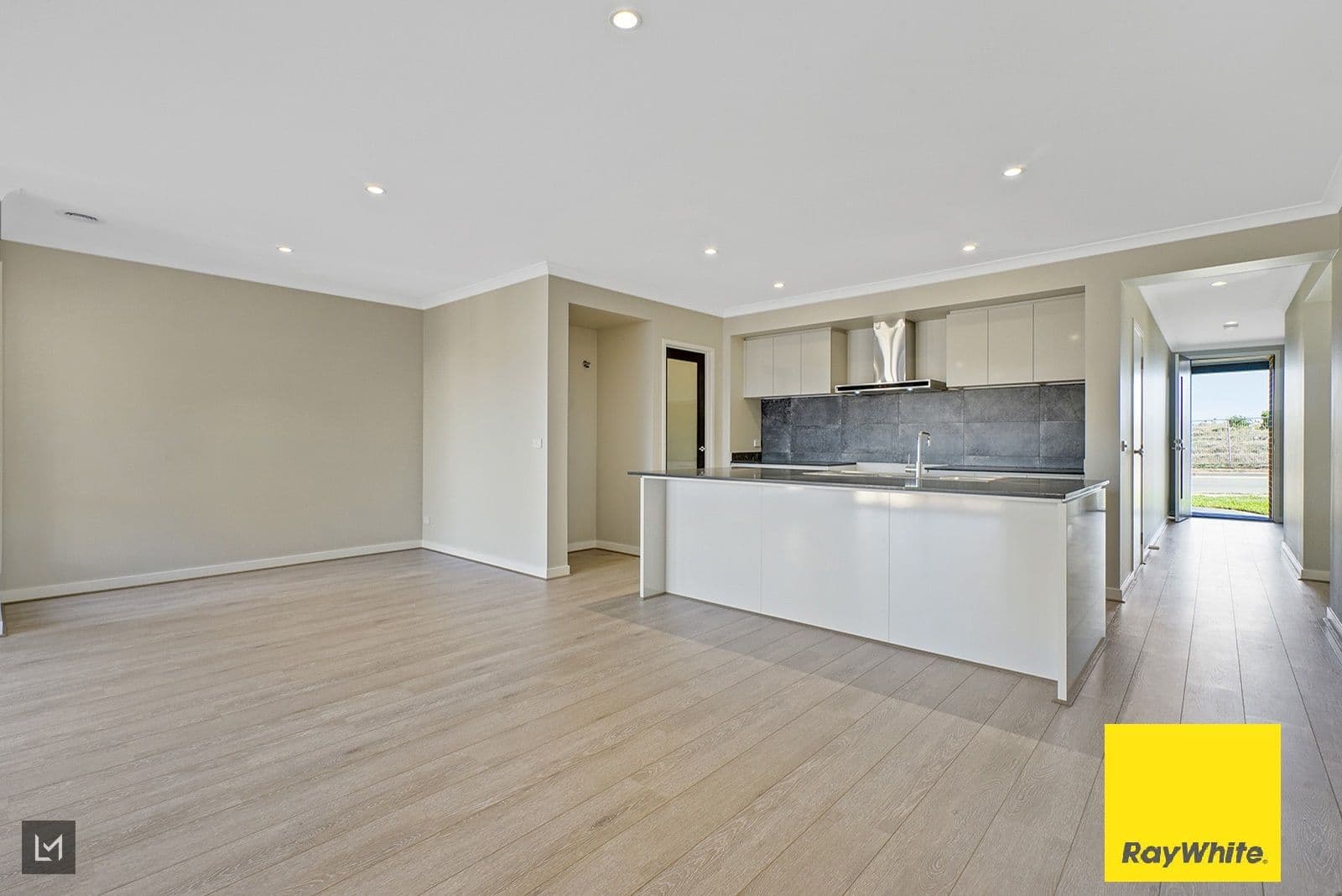 34 Brentham Crescent, Werribee VIC 3030, Werribee - Thumbnail 7