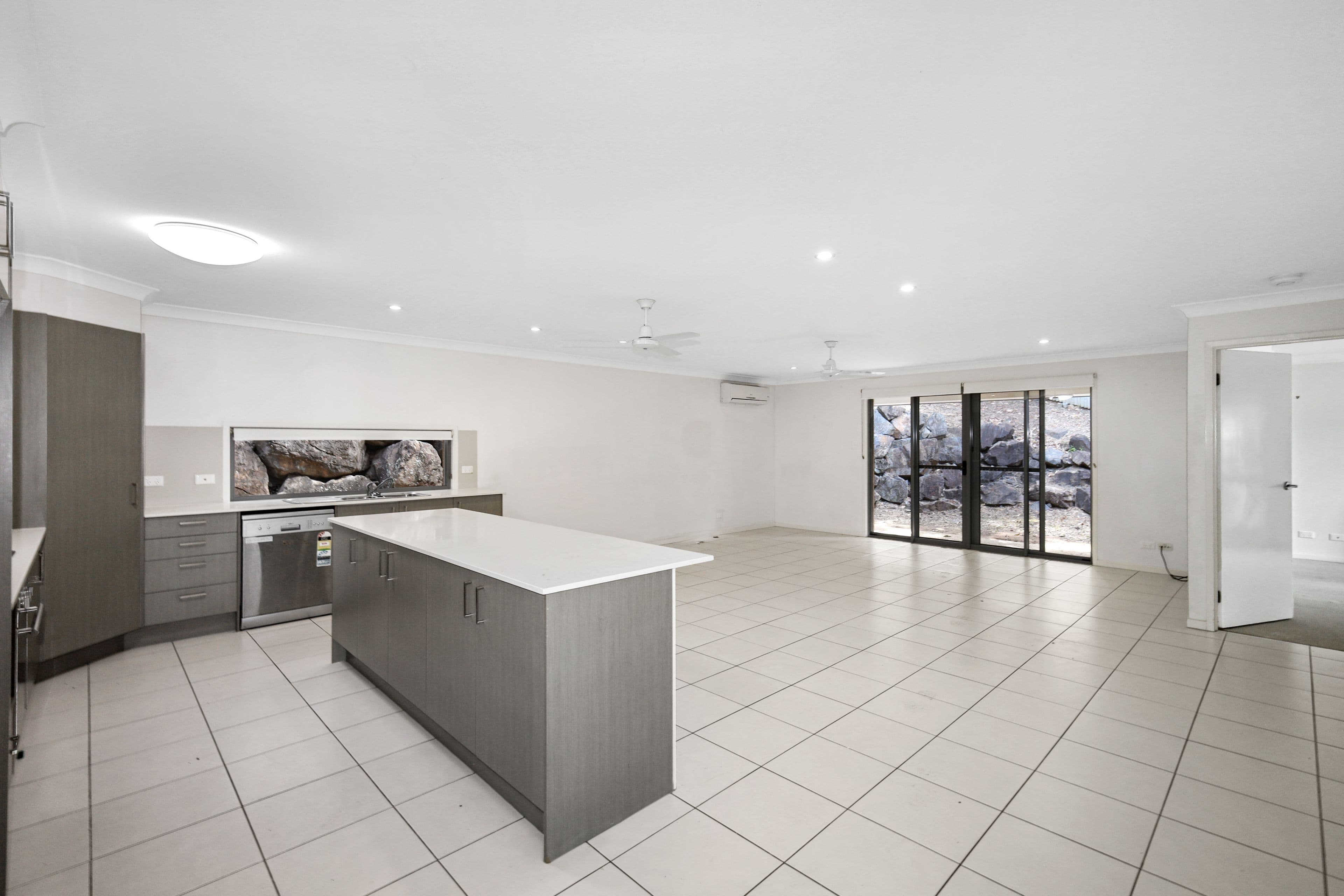 97 West Street, Sarina QLD 4737, Sarina - Thumbnail 3