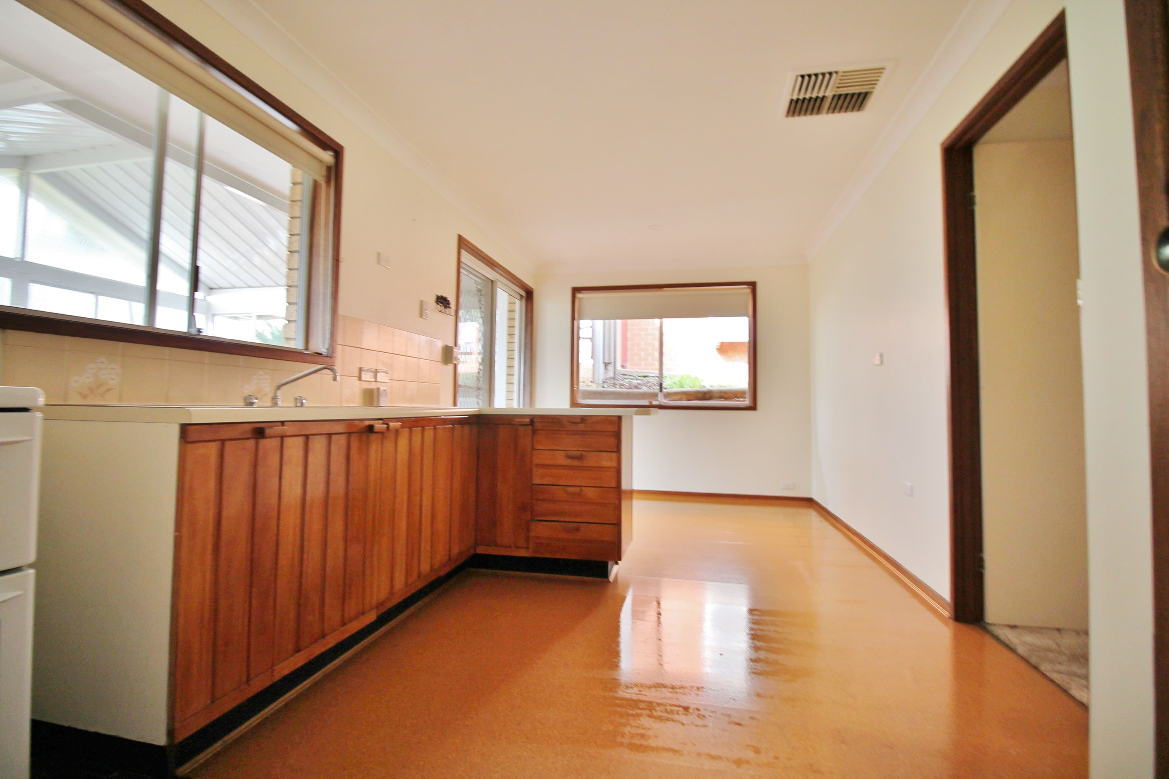 13 Barwang Street, Young NSW 2594, Young - Thumbnail 3