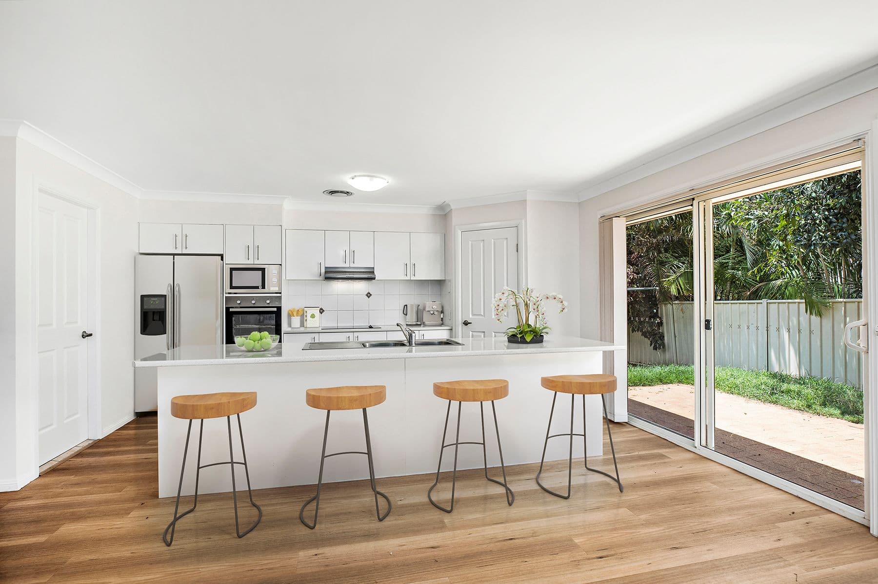 14 Rutland Street, Bonville - Thumbnail 2