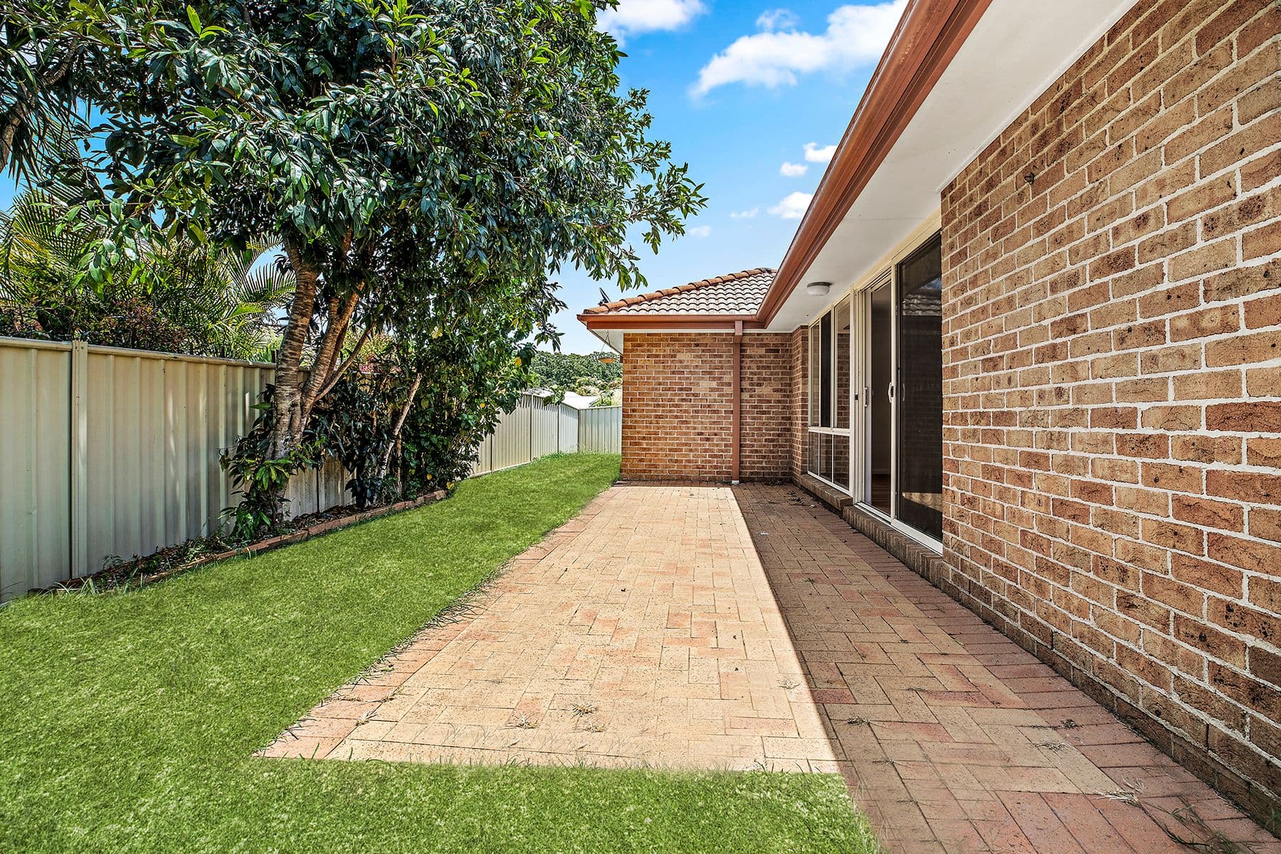 14 Rutland Street, Bonville - Thumbnail 8