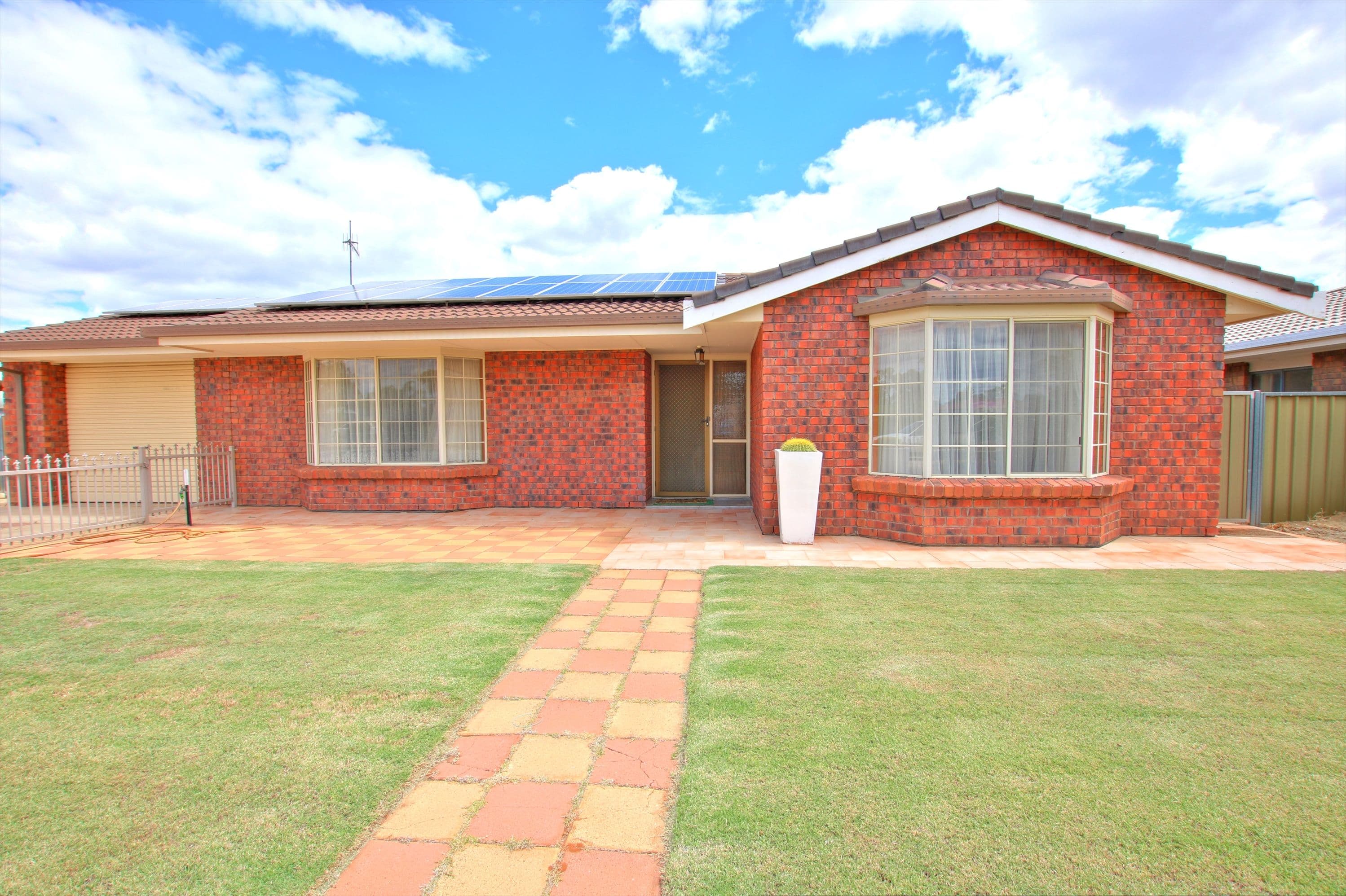 15 Phillips Road, Berri SA 5343, Berri - Image 1