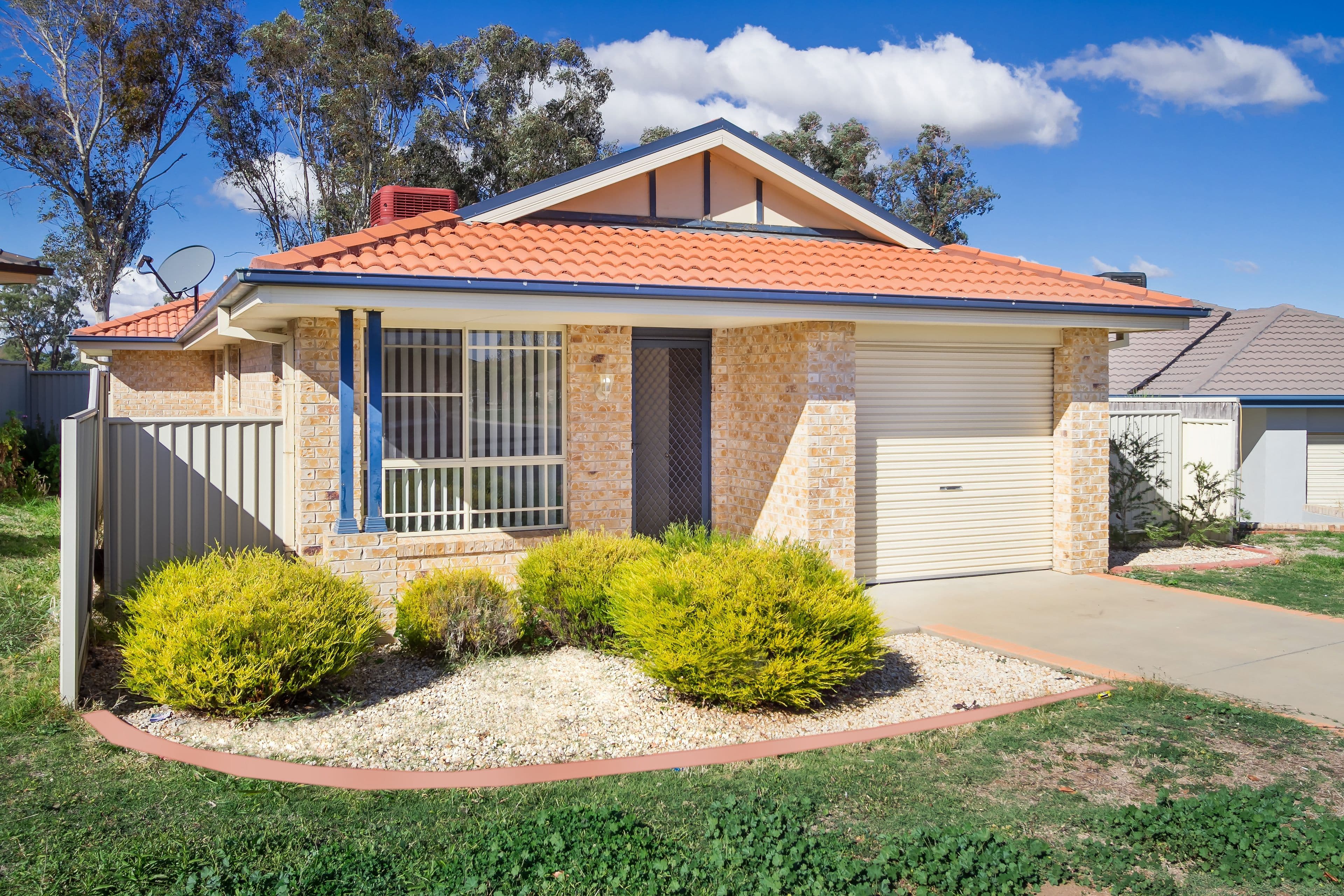 13A James Place, Tamworth NSW 2340, Tamworth - Image 1