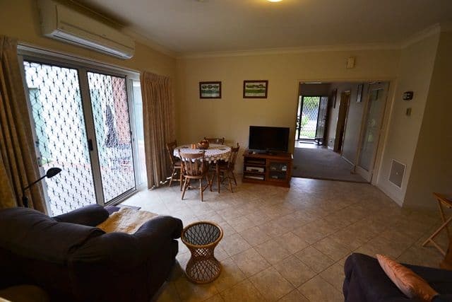 30 Park Street, Seymour VIC 3660, Seymour - Thumbnail 6