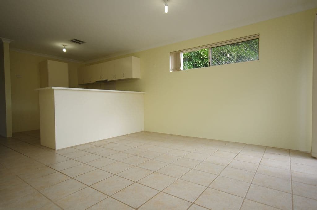 21d Cobham Avenue, NOLLAMARA WA 6061, Nollamara - Thumbnail 4