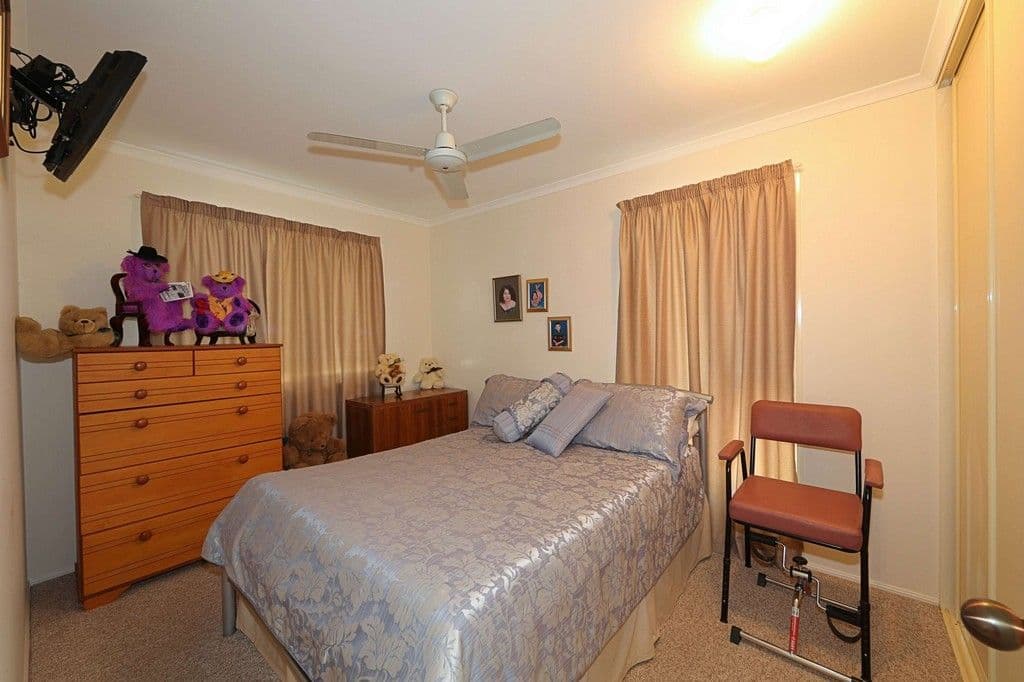20 Vasey Street, AVENELL HEIGHTS QLD 4670, Avenell Heights - Thumbnail 8