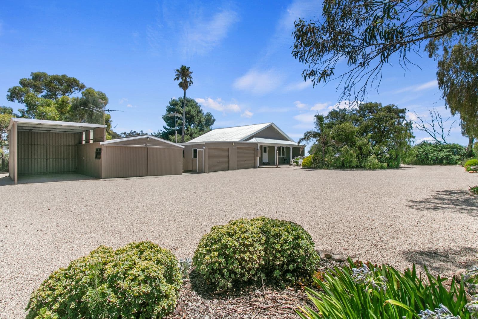 28-30 Centenary Avenue, Maitland SA 5573, Maitland - Image 1