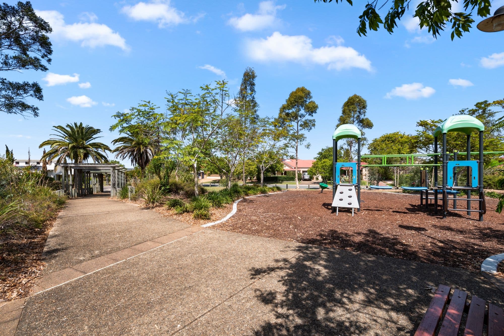 14 Pinnock Crescent, North Lakes QLD 4509, North Lakes - Thumbnail 2