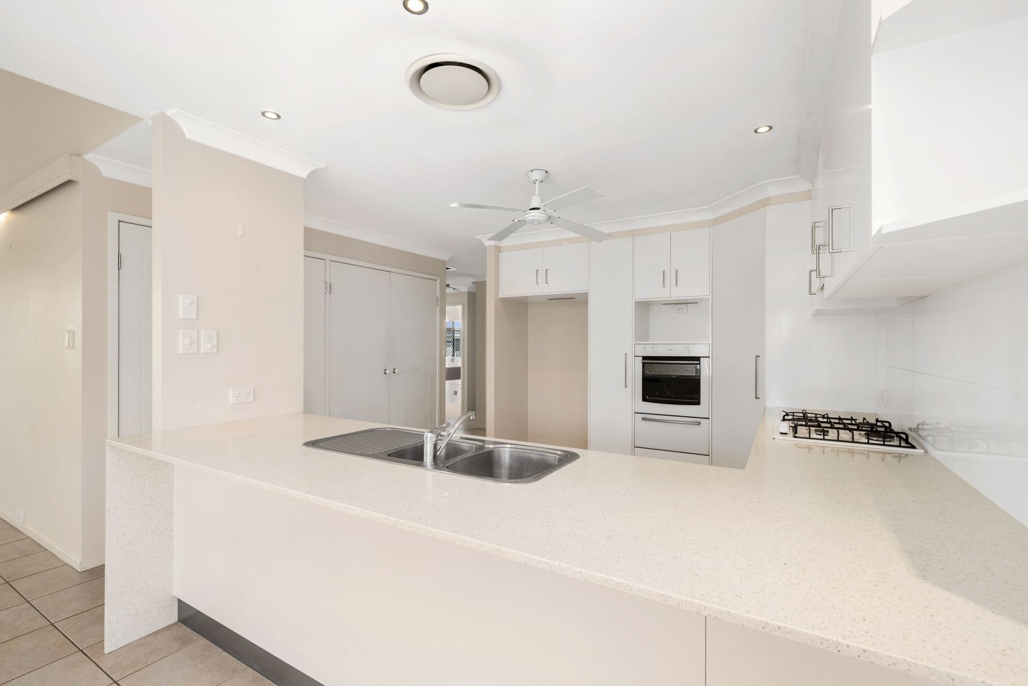 14 Pinnock Crescent, North Lakes QLD 4509, North Lakes - Thumbnail 5