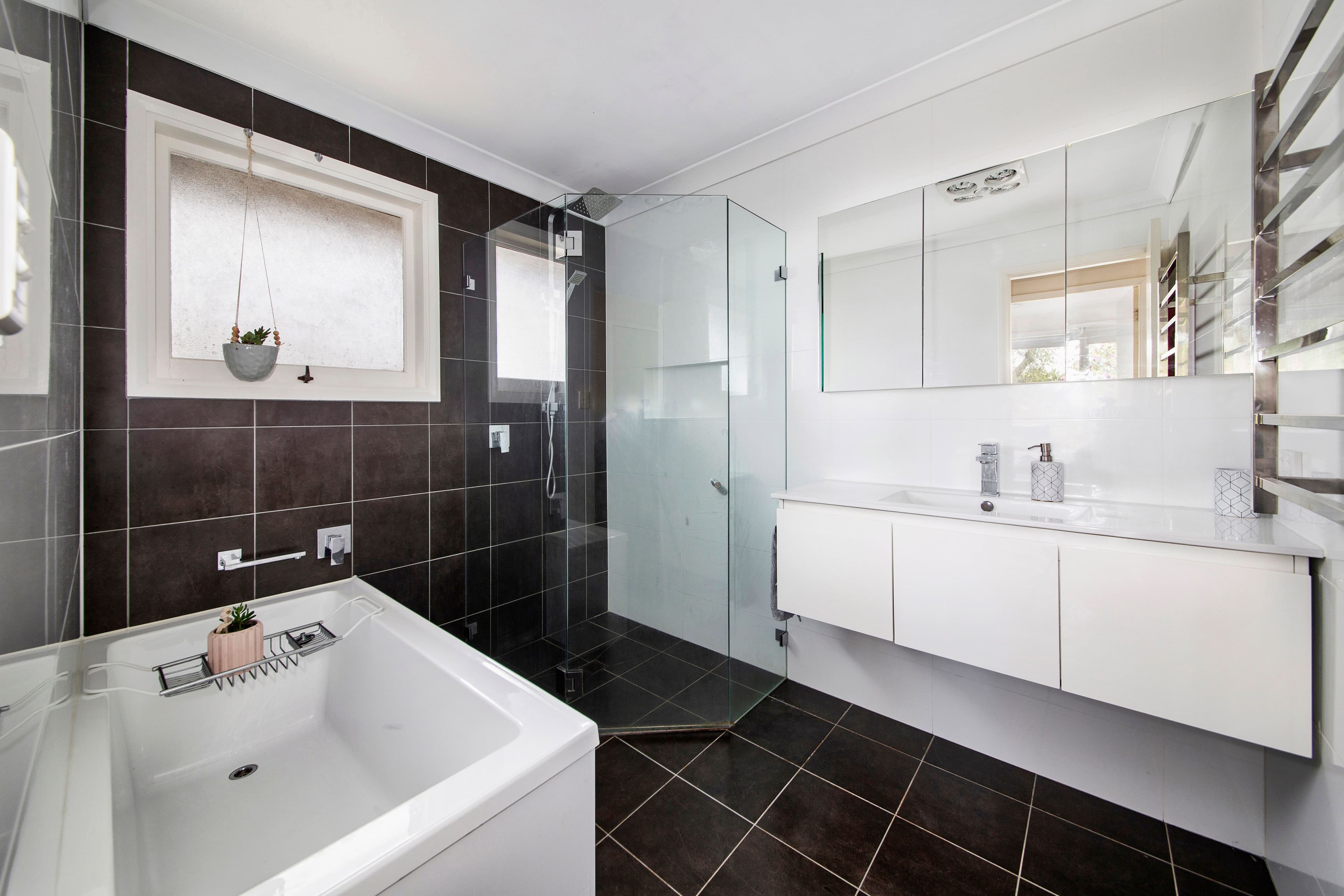 98 Menai Road, Bangor - Thumbnail 4