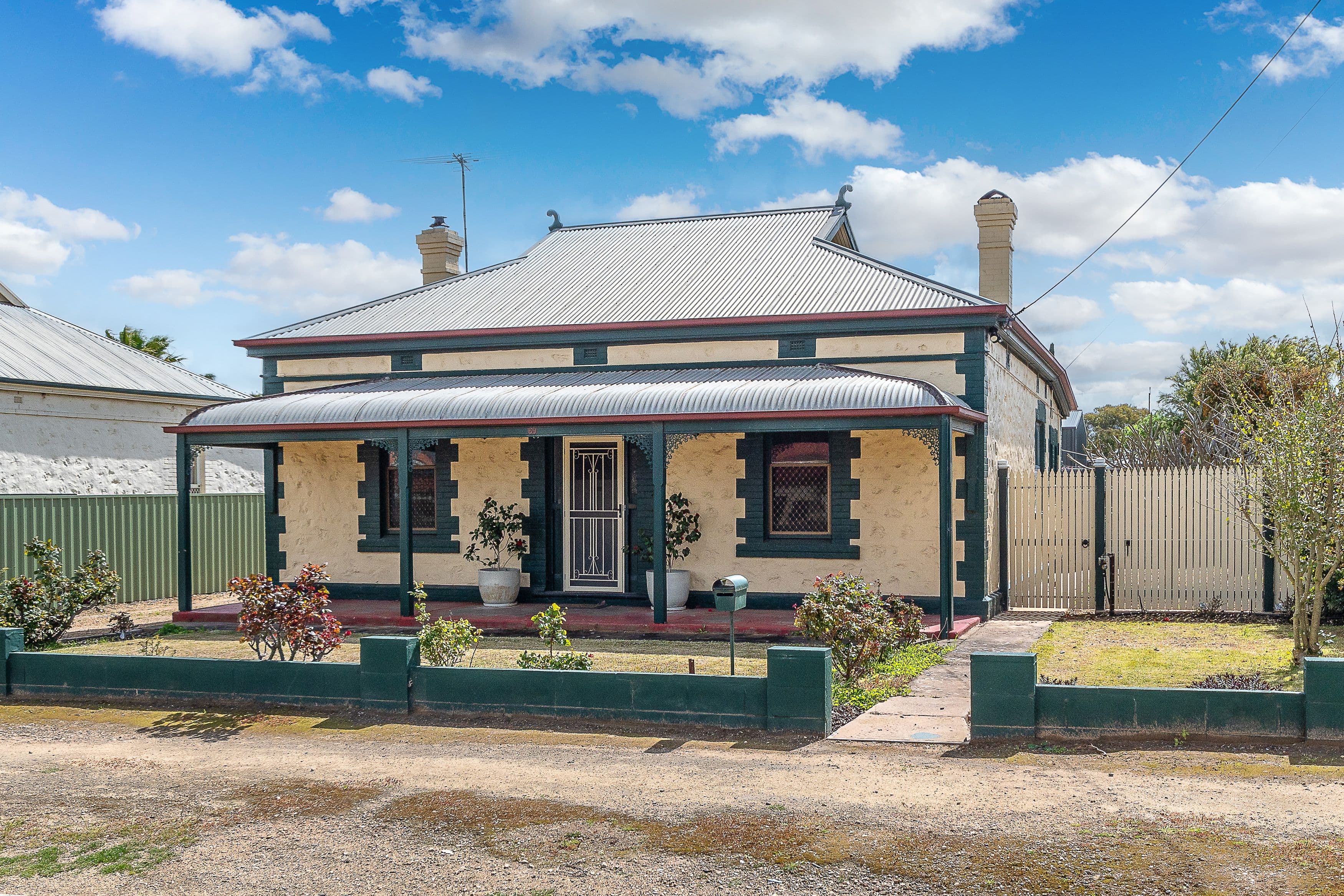 22 Logans Crossing Road, Kendall, Kendall - Image 1