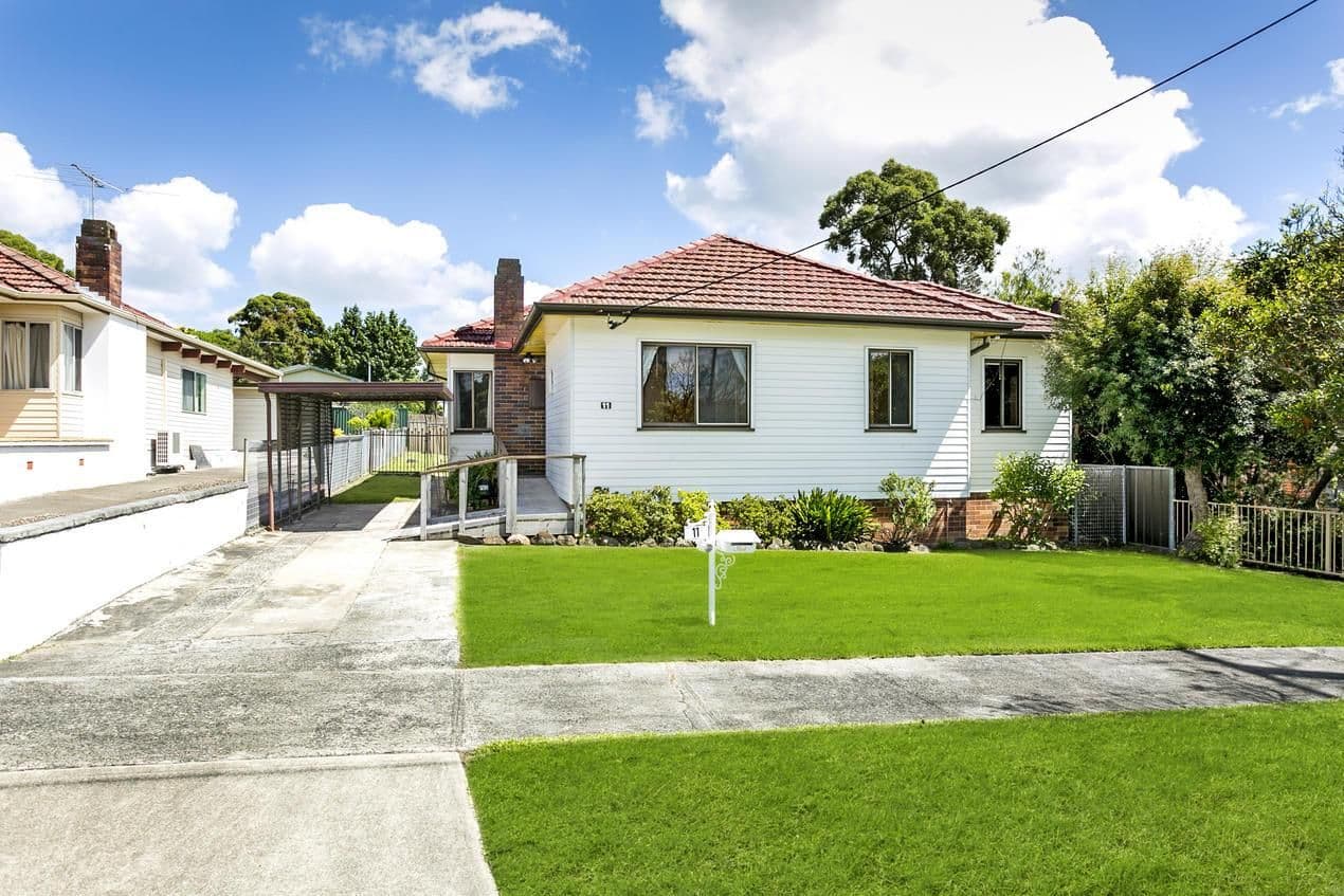 11 Bird Street, Ryde - Image 1