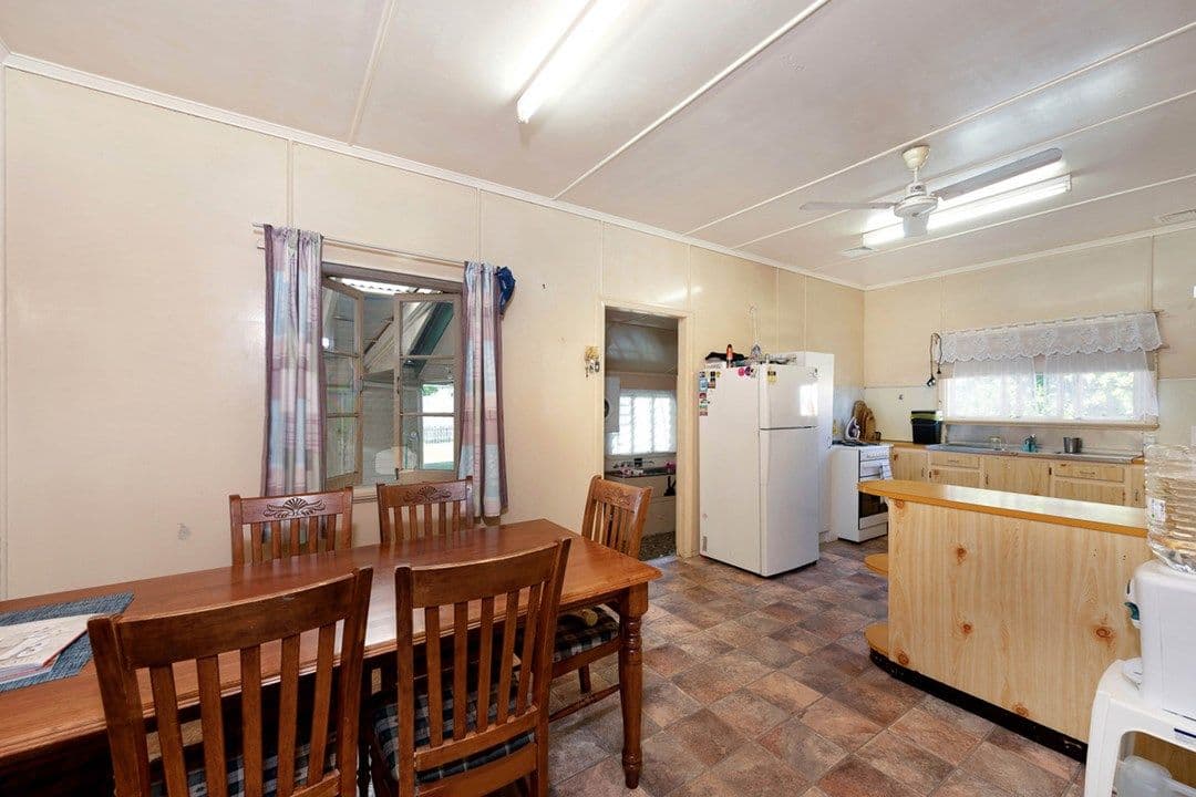 6 Breusch Street, Bundaberg West QLD 4670, Bundaberg West - Thumbnail 4