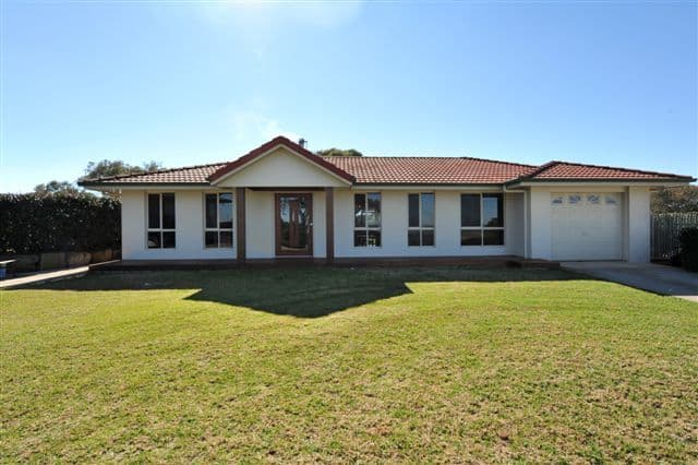 22 Schloss Court, WESTBROOK QLD 4350, Westbrook - Image 1