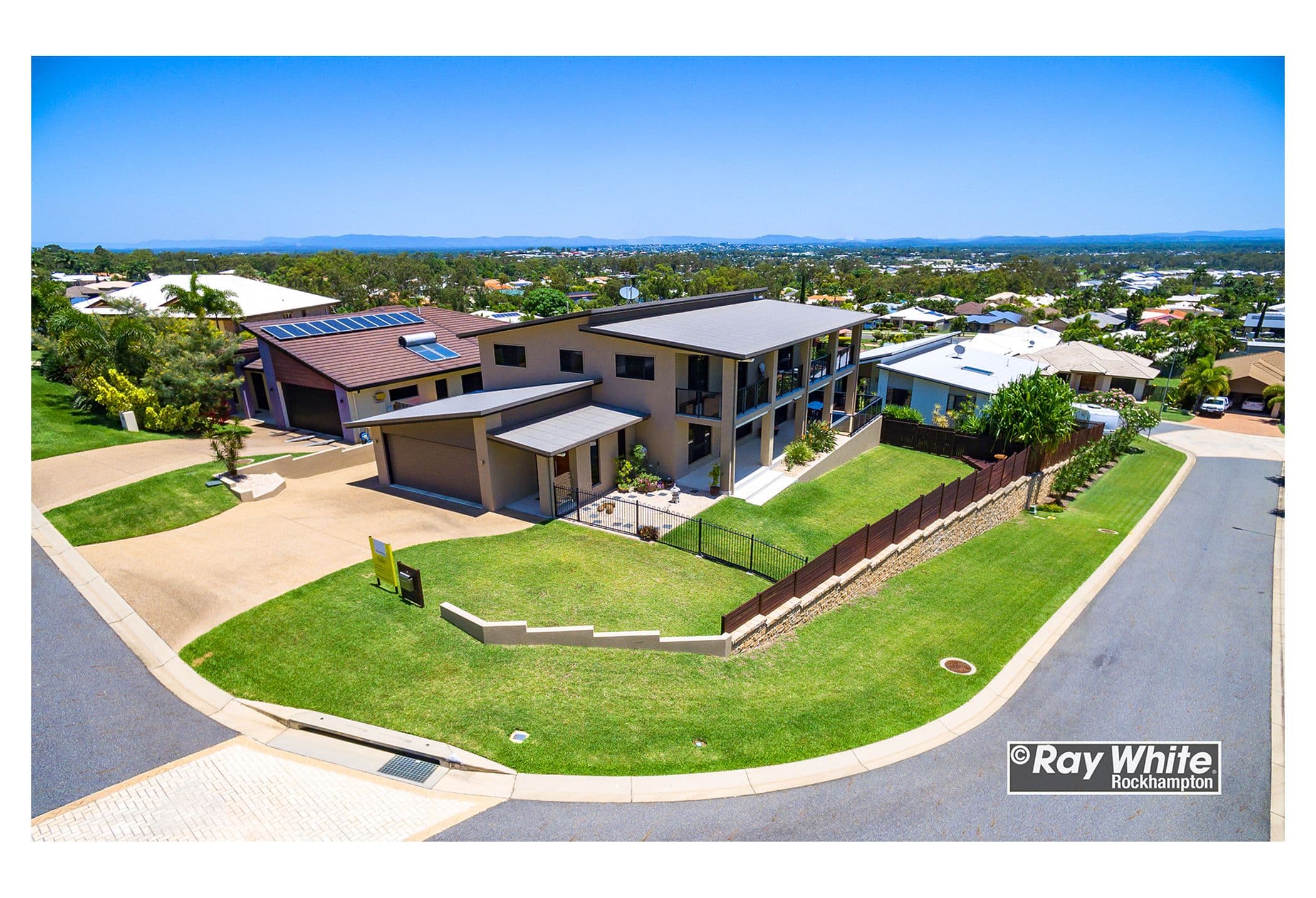 2 Kenmare Court, Norman Gardens QLD 4701, Norman Gardens - Image 1