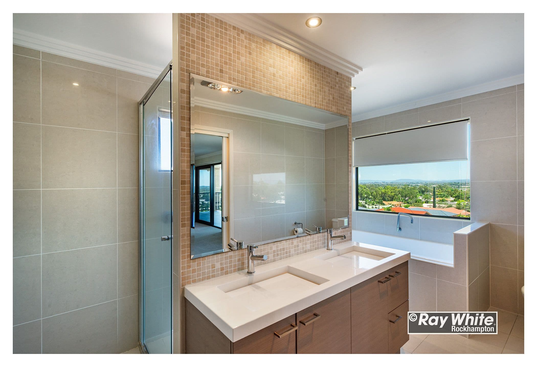 2 Kenmare Court, Norman Gardens QLD 4701, Norman Gardens - Thumbnail 4