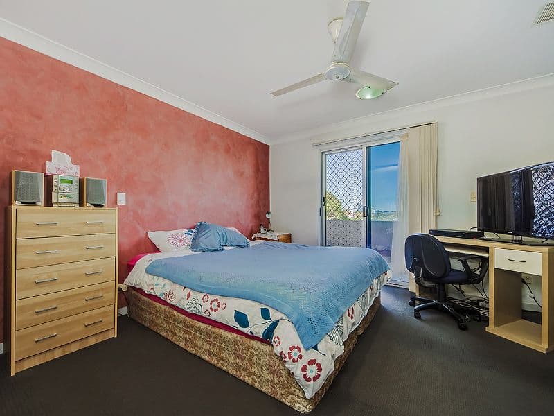 18 Parker Street, LABRADOR QLD 4215, Labrador - Thumbnail 5