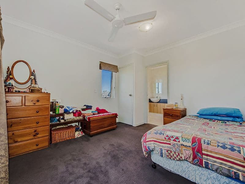 18 Parker Street, LABRADOR QLD 4215, Labrador - Thumbnail 6